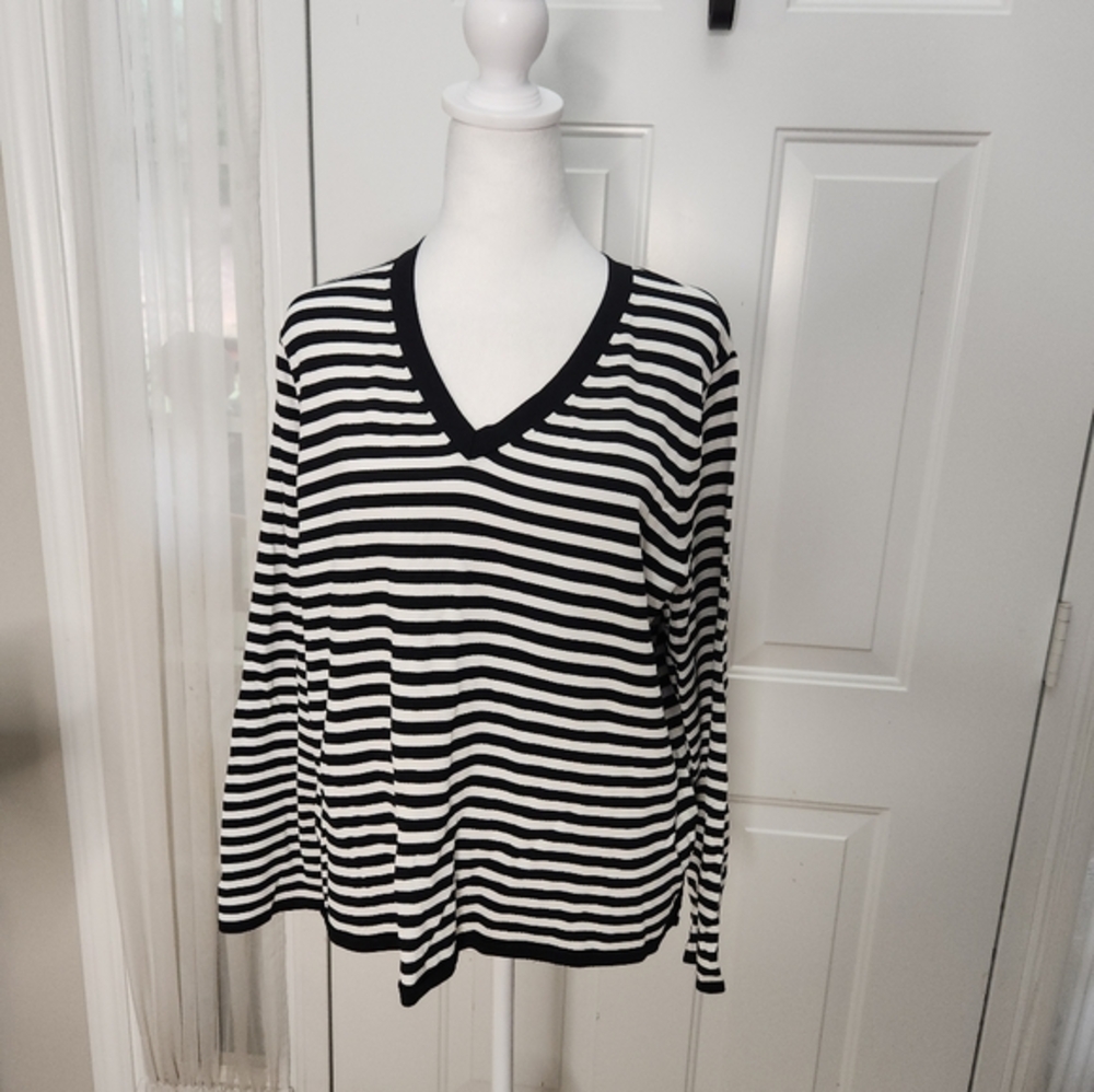 Talbots Black and White Stripe Top Size 1X Plus